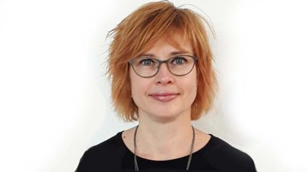 Muligheden for egenbetaling af dyr kræftmedicin skaber to hold patienter, hvor de mest velstillede kan betale sig til en ikke-anbefalet behandling. Det udfordrer patientsikkerheden, skaber ulighed i sundhed og underminerer Medicinrådets beslutninger og den politisk besluttede arbejdsgang for prioritering af ny sygehusmedicin," siger Lotte Engell-Nørregård, der er formand for DSKO, som opfordrer Søren Brostrøm og Sundhedsstyrelsen til at gribe ind.
